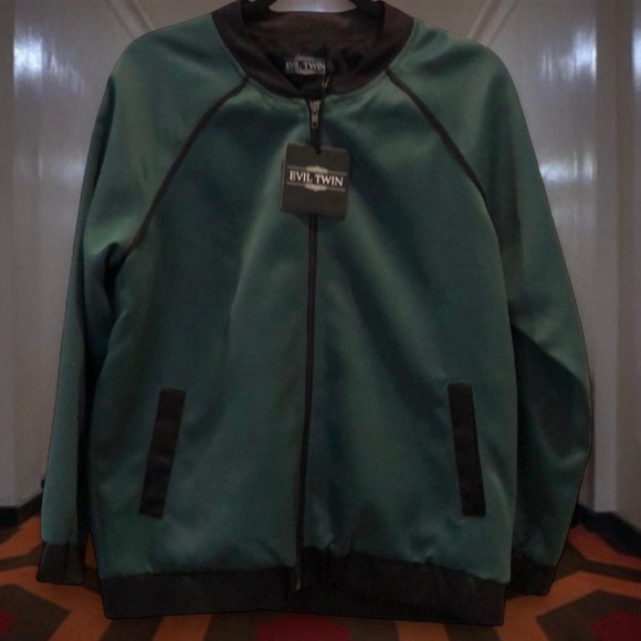 NWT Exclusive EVIL TWIN ‘Try Me’ Retro Raglan Satin Bomber - Picture 3 of 5